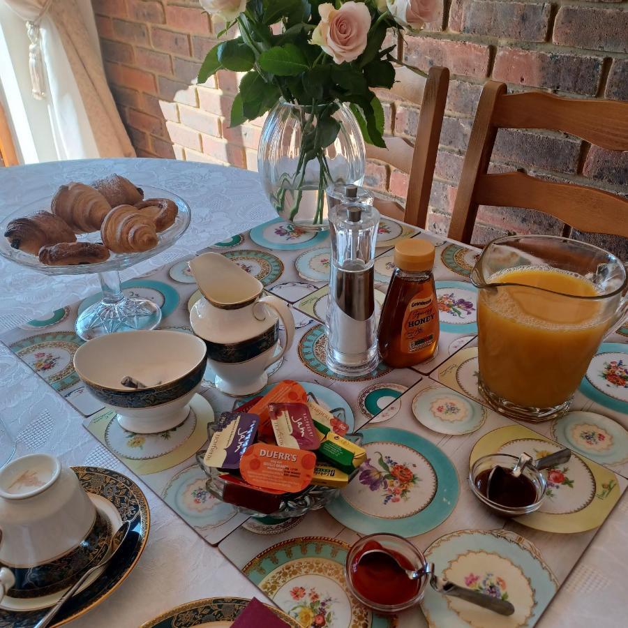 Pett Woodpeckers Cottage B&B المظهر الخارجي الصورة