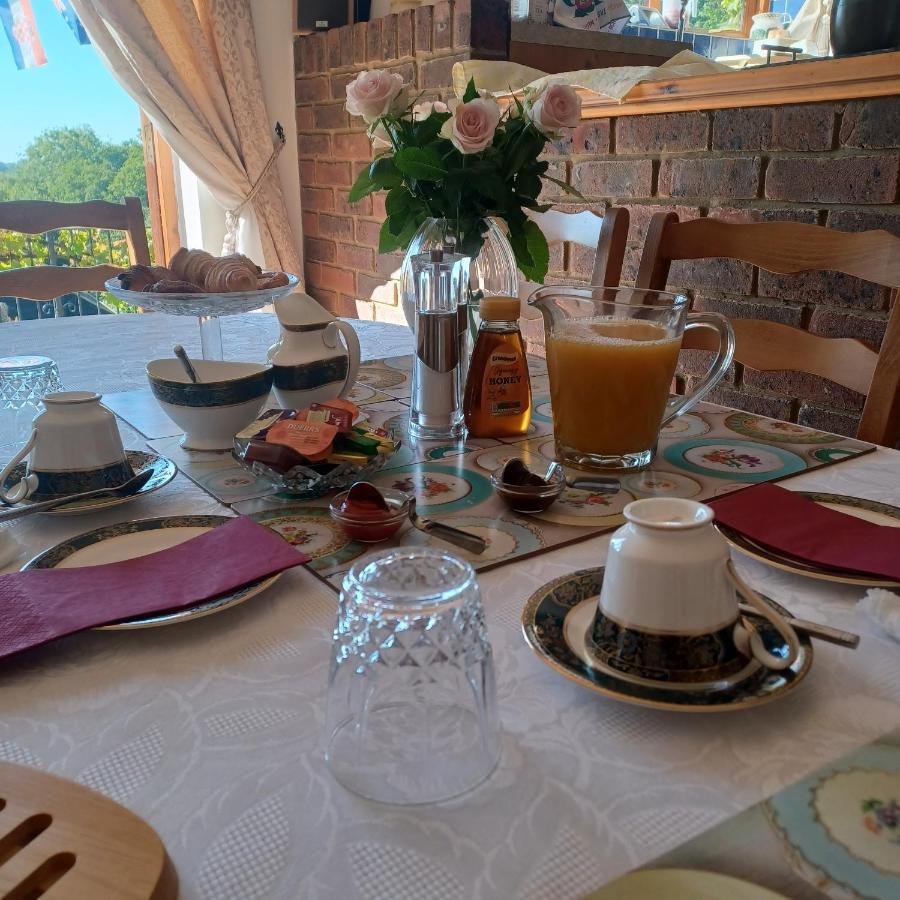 Pett Woodpeckers Cottage B&B المظهر الخارجي الصورة